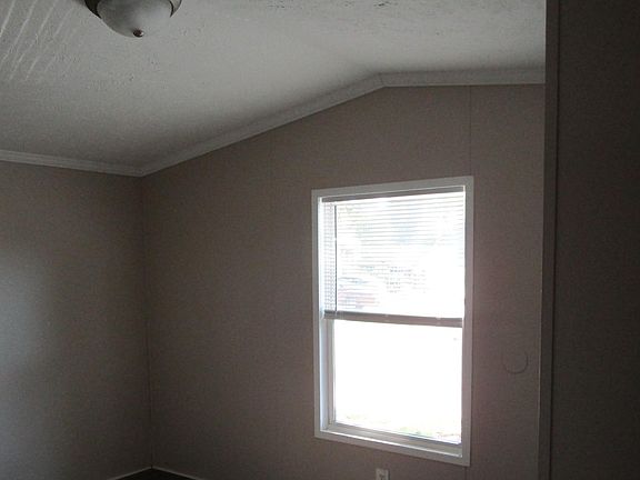 4th image of 5198 Colchester Dr #40