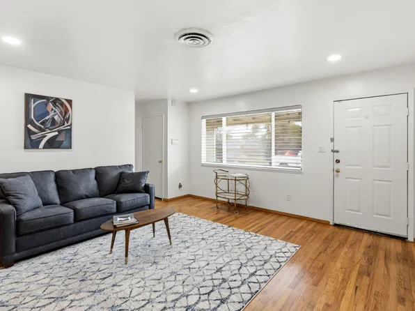 5049 Corvair St, North Highlands, CA 95660