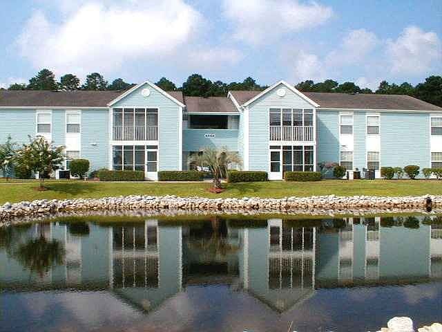 Apartment overlooks lake