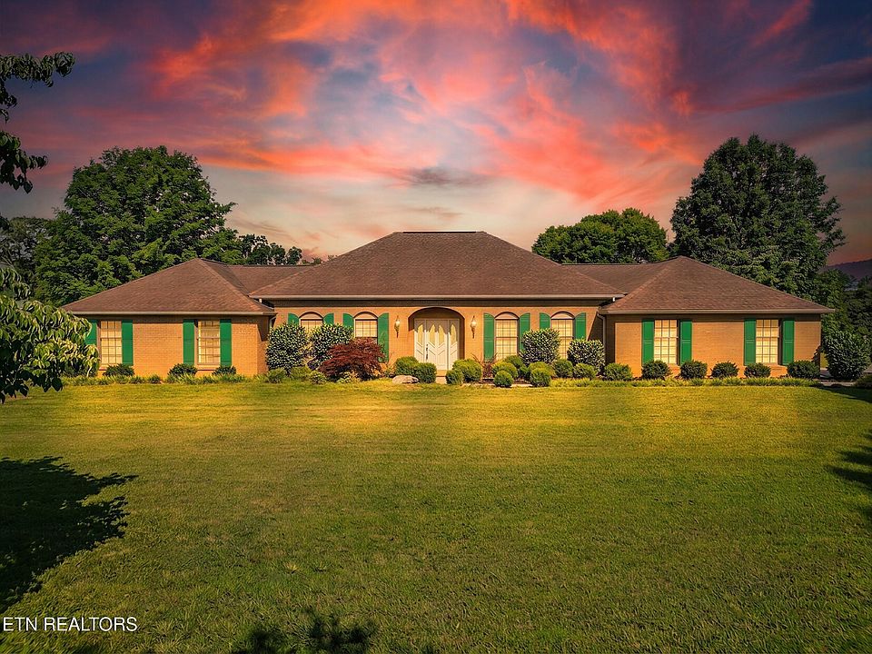 1st image of 377 Thomas Loop Rd
