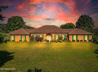 377 Thomas Loop Rd, Sevierville, TN 37876