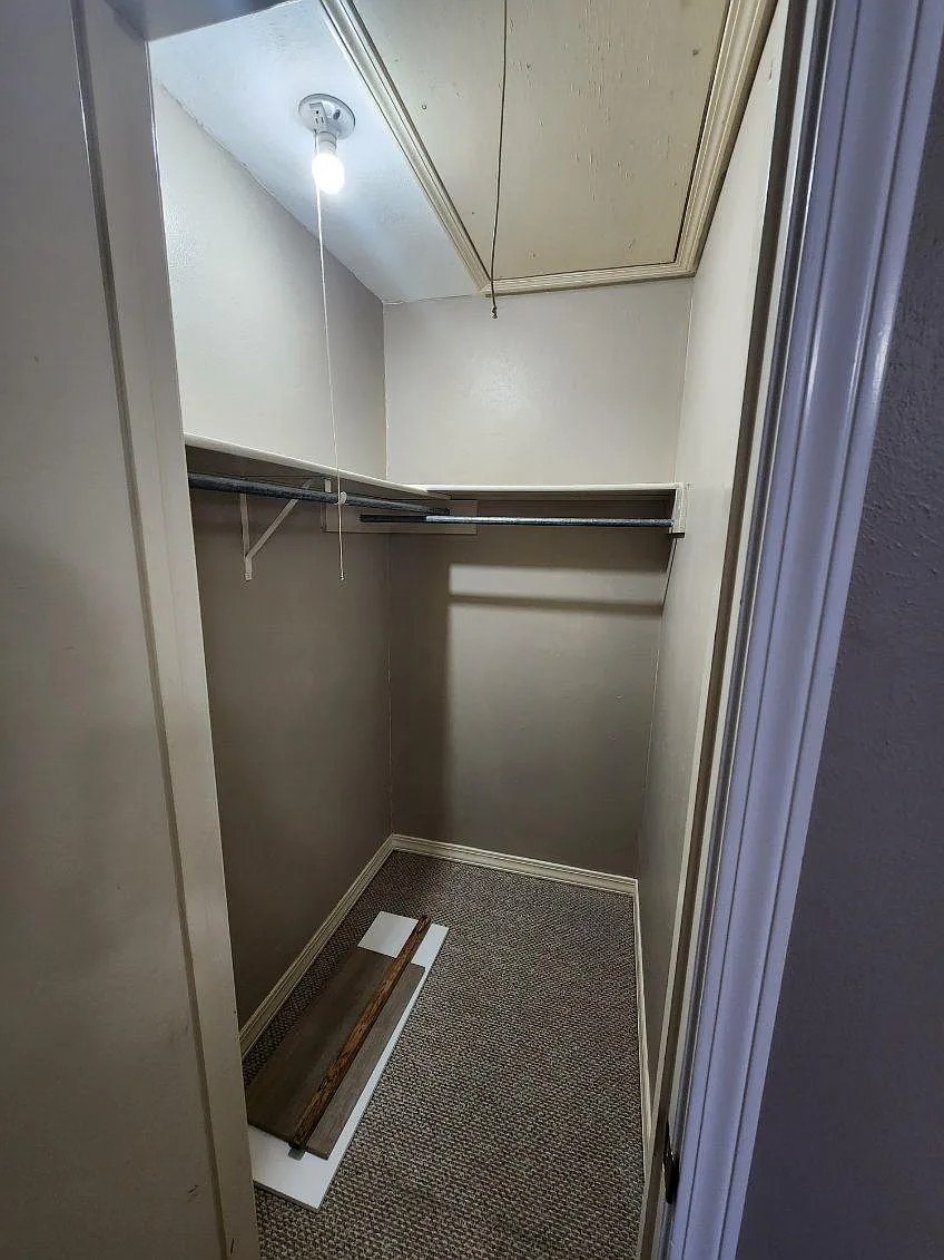 199 Chimney Stone Way — Photo 3
