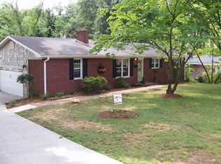 10 Rayford Ln, Greenville, SC 29609