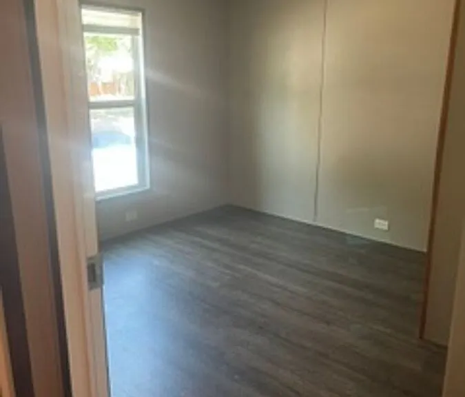 2233 E 8th St #283 — Photo 9
