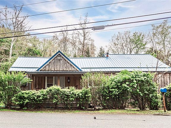 2nd image of 110 Garretts Run Rd