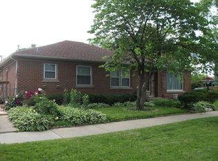 3801 Louise St, Skokie, IL 60076