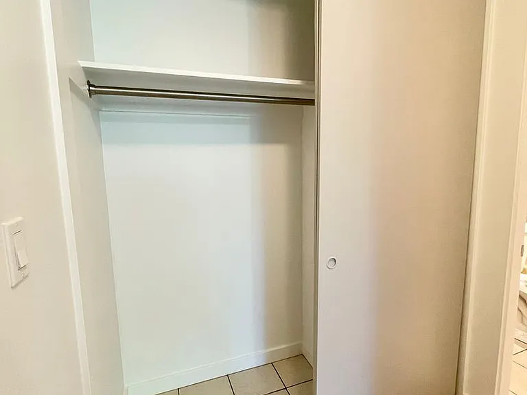 Bayview Apartments — Photo 19