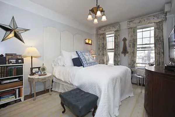 Sold by Buchbinder & Warren | media 7