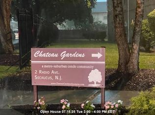 2 Radio Ave APT C22, Secaucus, NJ 07094