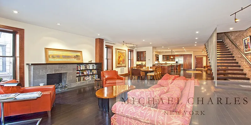 Rented by Michael Charles New York | media 35