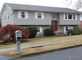 112 Gatto Ln, Pearl River, NY 10965