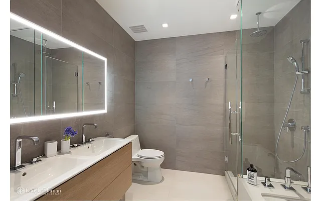 Rented by Douglas Elliman | media 15