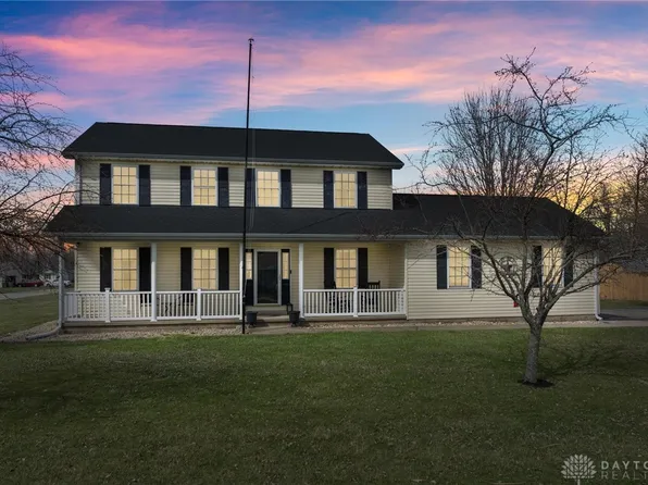 427 Limerick Dr, Lynchburg, OH 45142