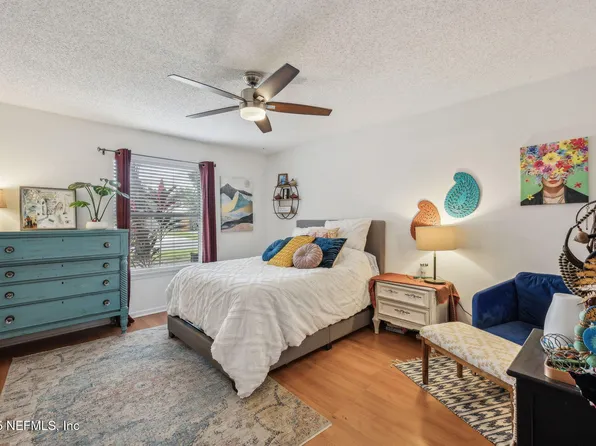 747 JASMINE Street, Atlantic Beach, FL 32233