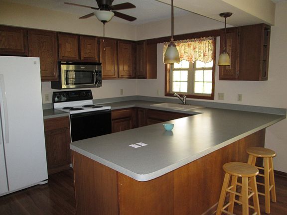 Kitchen with appliances