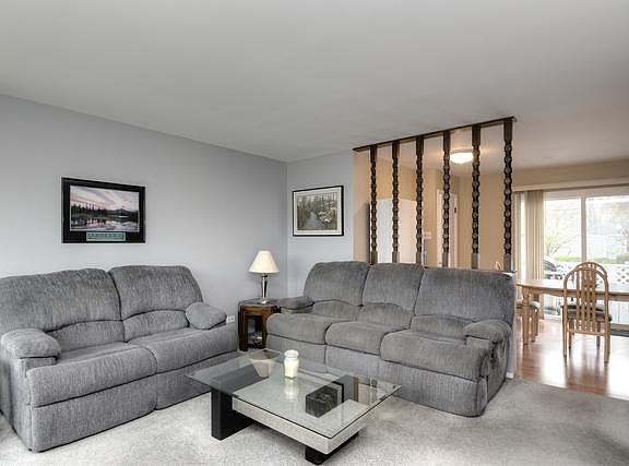 3rd image of 1760 Park Ave