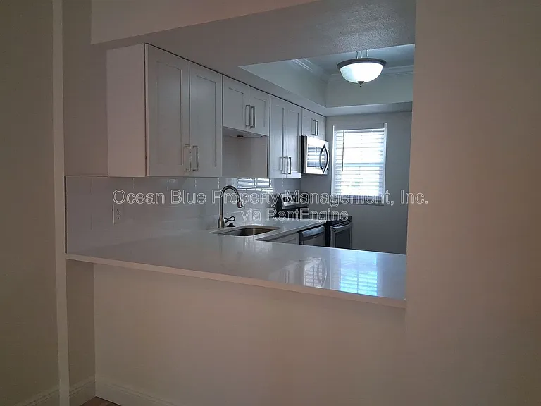 3811 N Oak Dr #61 — Photo 4