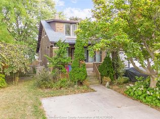 126 Rankin Ave, Windsor, ON N9B 2R5