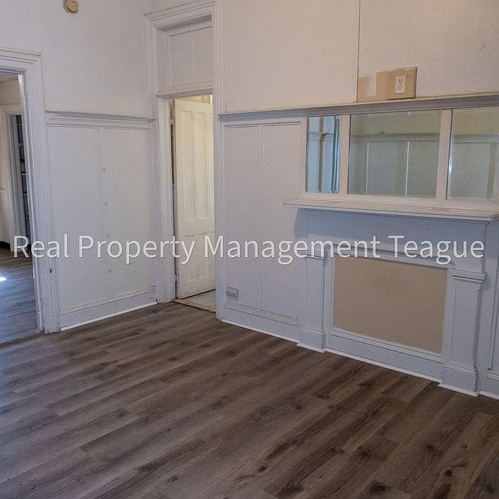 1st image of 20 George St #22-C