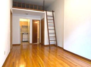 102 W 71st St #B4, New York, NY 10023