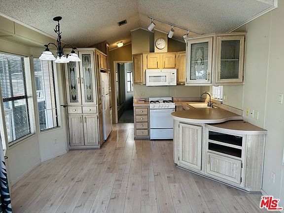 4th image of 69333 E Palm Canyon Dr Space 94