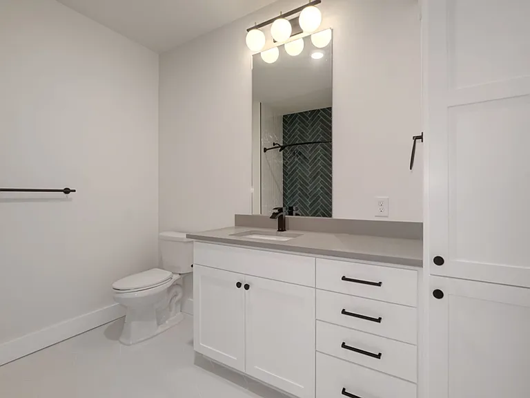 3000 Duval St #105 — Photo 16