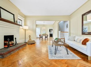 425 E 2nd St, Brooklyn, NY 11218