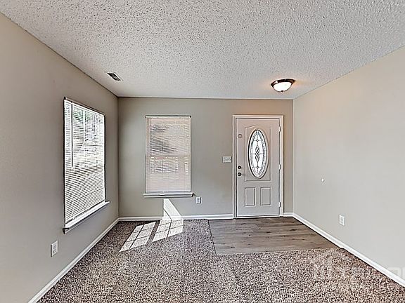 5th image of 4237 Village Bend Dr