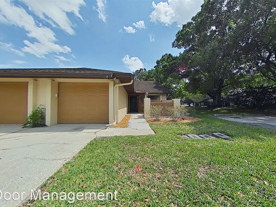 1st image of 925 Fenton Ln APT 5