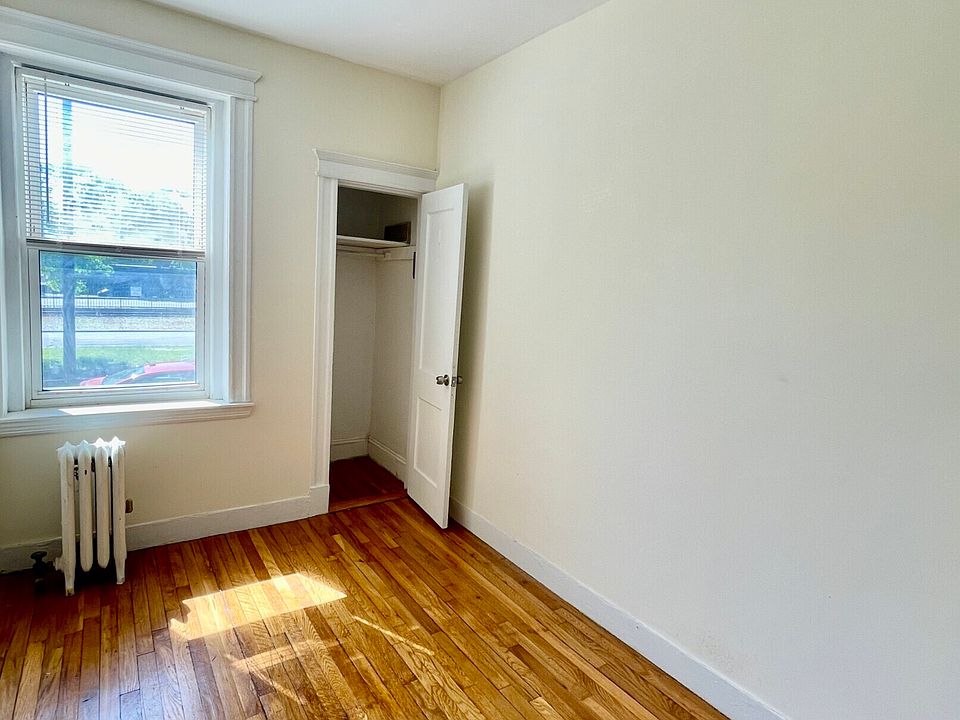 1st image of 1637 Commonwealth Ave #3M