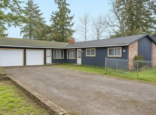 15540 NE Couch St, Portland, OR 97230