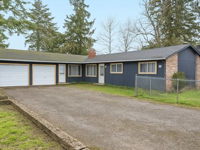 15540 NE Couch St, Portland, OR, 97230