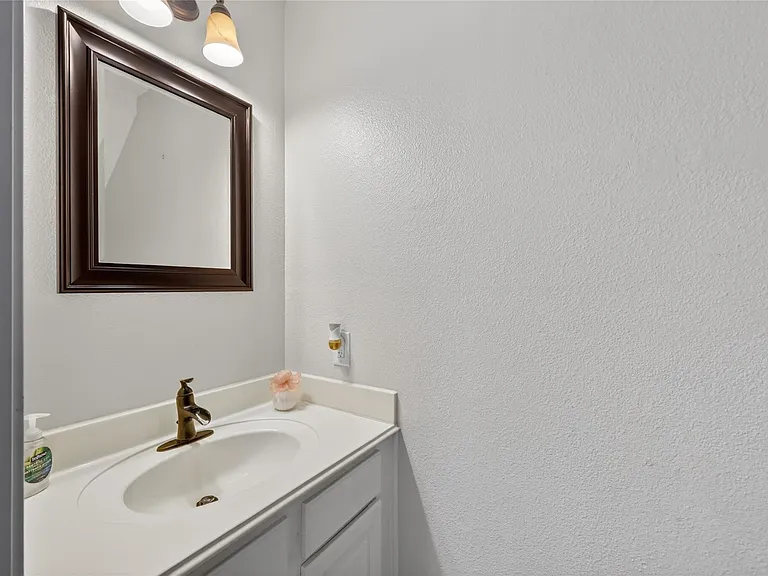 3022 Silver Spur Dr — Photo 10