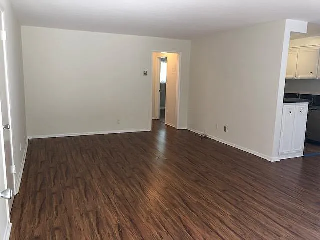 12621 Mitchell Ave #2 — Photo 8
