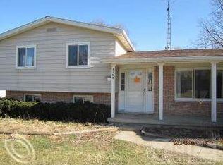4208 Marianne Dr, Flushing, MI 48433