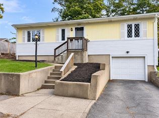 16 Powhatan Ave, Coventry, RI 02816