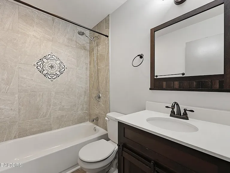6579 E Garwood Cir — Photo 10