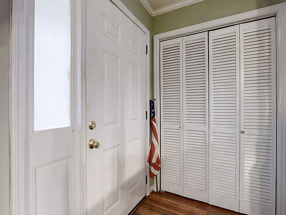 5th image of 1505 Burchett Dr