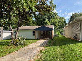 2747 W Lincoln St, Springfield, MO 65802