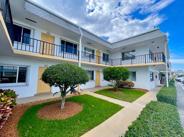 3240 Lake Osborne Dr APT 206