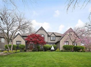 12417 Aberdeen St, Leawood, KS 66209