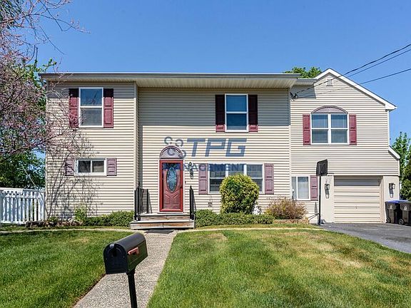 2nd image of 8 Windsor Dr