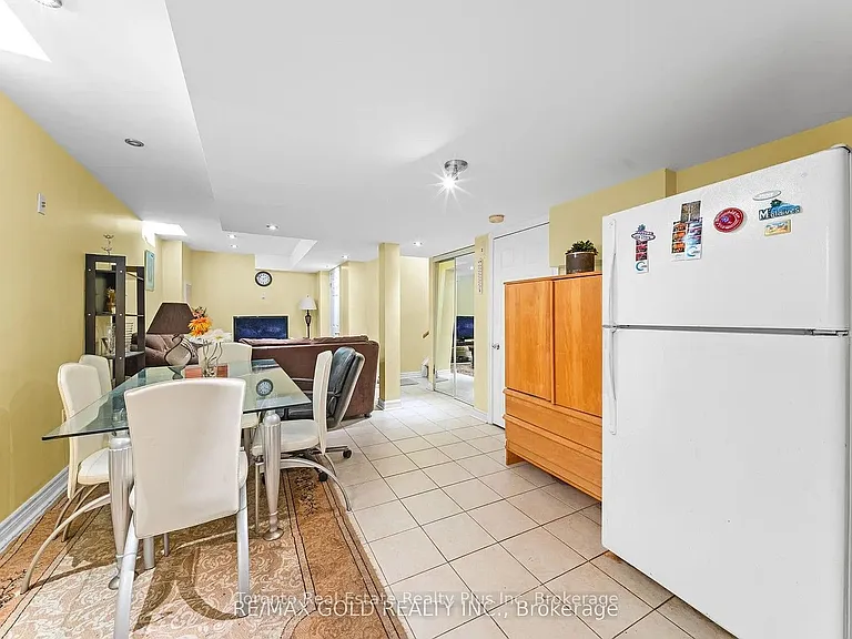 17 Calderstone Rd — Photo 10