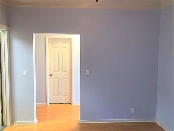 3rd image of 1469 Sacramento St APT 2