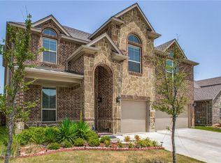 201 Derby Ln, Lake Dallas, TX 75065