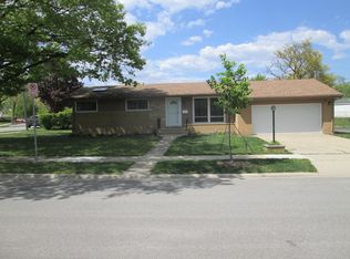 500 E Palmer Ave, Addison, IL 60101