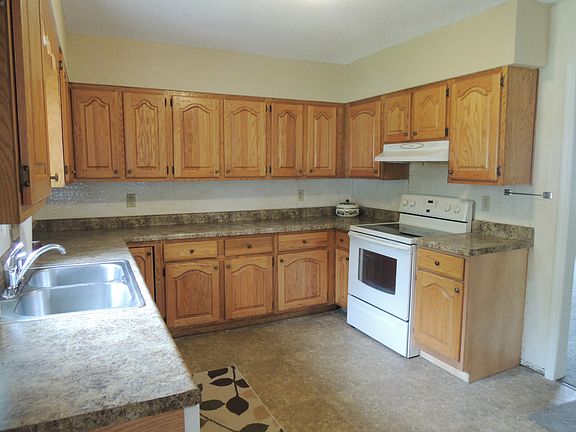 3rd image of 500 N Idler Ln