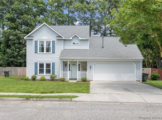 215 Dunn Cir, Hampton, VA 23666