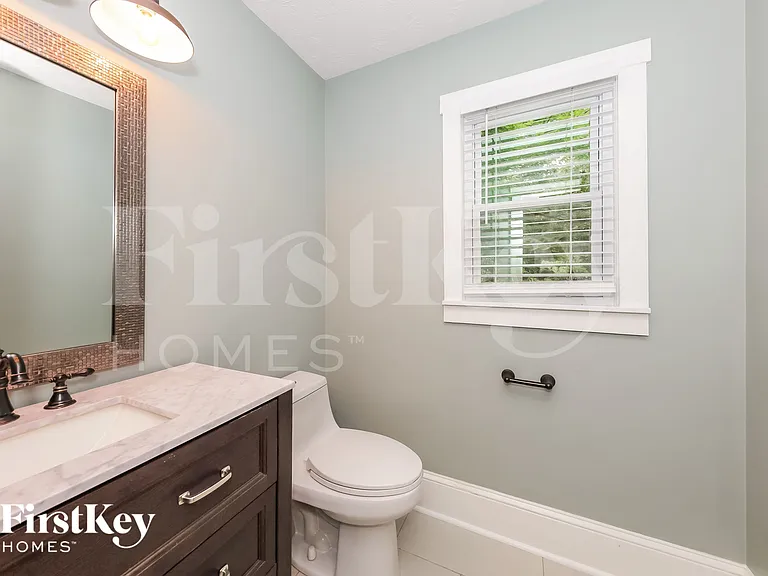 2902 Moorings Pkwy — Photo 12