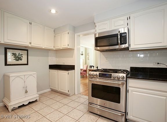 5th image of 868 Woodland Dr